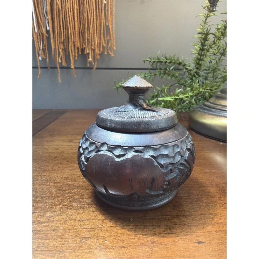 Vintage African Hand Carved Wooden Round Trinket Box w Lid